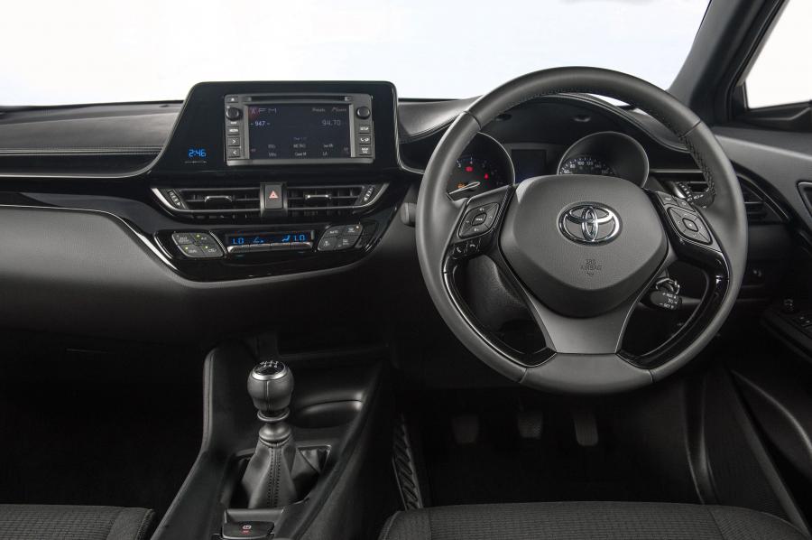 Панель приборов Toyota C-HR 2017 года  (ZA) (фото 14 из 44)